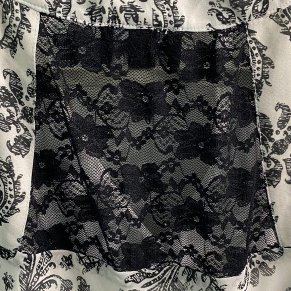 by & by Lace-back Ruffle-front Sleeveless Blouse with Liner - Picture 7 of 7